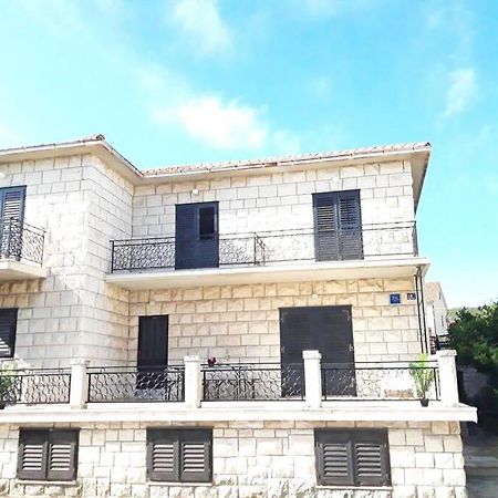Giovanna - Spacious Lovely Apartment ซูเปตาร์ ภายนอก รูปภาพ