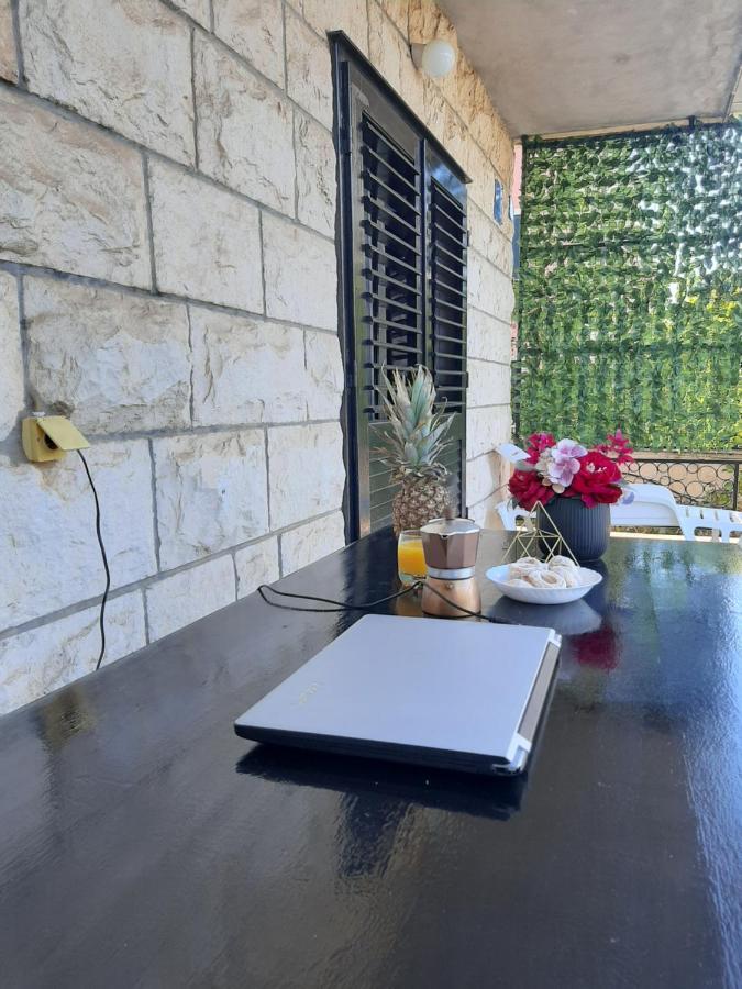 Giovanna - Spacious Lovely Apartment ซูเปตาร์ ภายนอก รูปภาพ