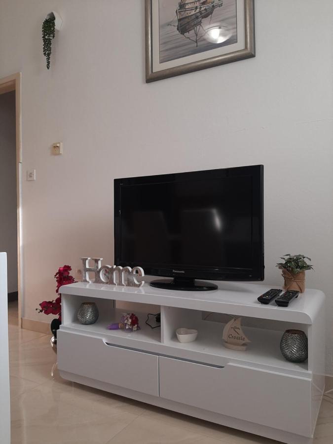 Giovanna - Spacious Lovely Apartment ซูเปตาร์ ภายนอก รูปภาพ